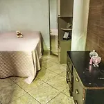 Casa Com 2 Quartos E Hidromassagem